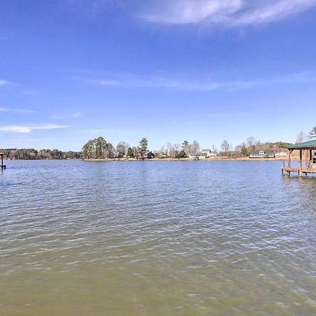 Lakefront Sparta Cottage With Decks And Boat Dock Extérieur photo