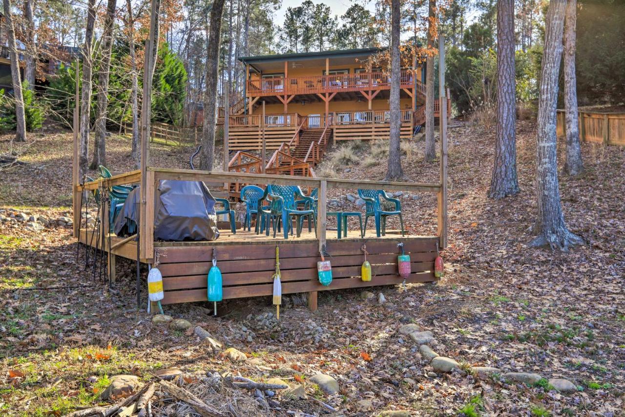 Lakefront Sparta Cottage With Decks And Boat Dock Extérieur photo
